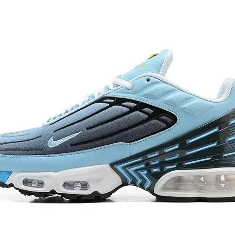 Max Plus 3 Casual Sneakers