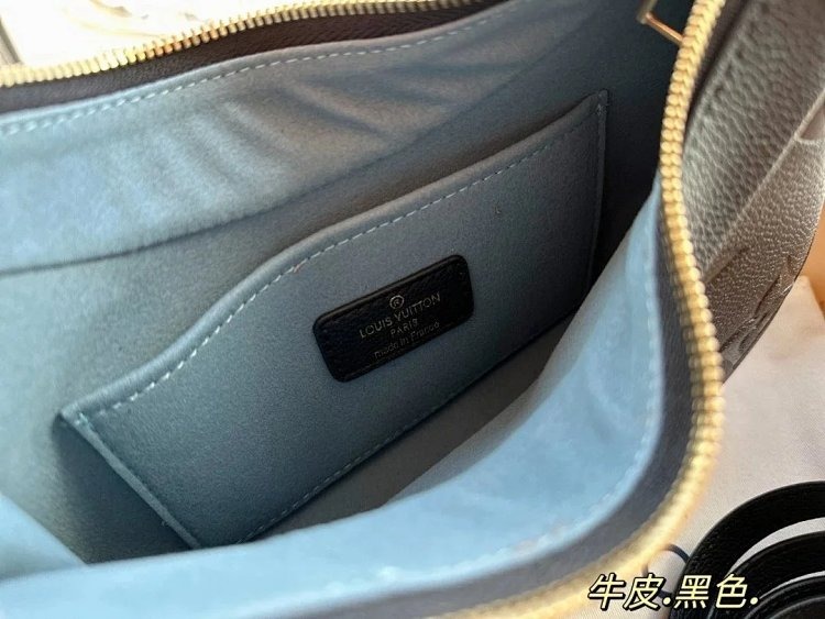 Louis Vuitton Underarm Bag Handheld Shoulder Cross Shoulder Leather Handbag