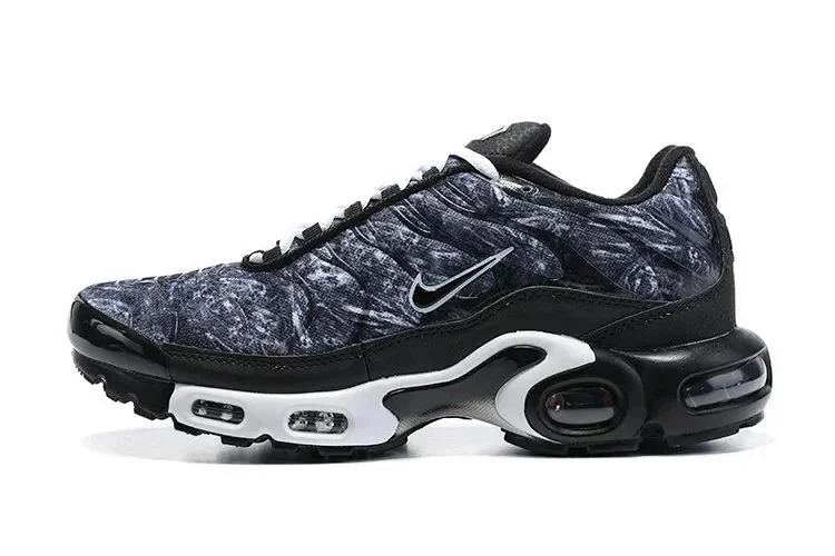 Max Plus TN (2)Casual sneakers