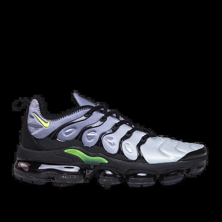 Plus (1) Casual Sneakers