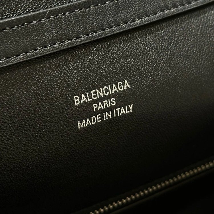 Balenciaga women's bag Rodeo calf leather handbag Kelly bag Postman bag Single shoulder armpit bag Big tote bag