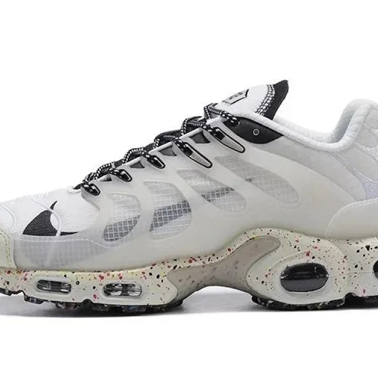 Max Terrascape Plus Casual Sneakers