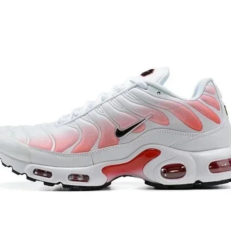 Max Plus TN (2) Casual Sneakers