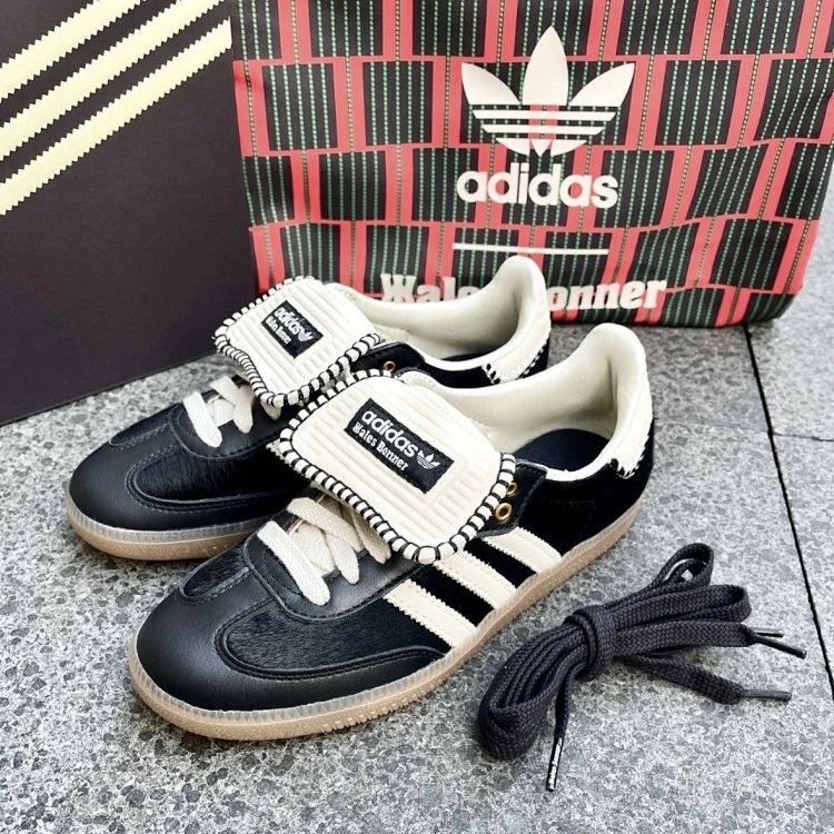 Adidas training shoes, casual shoes, board shoesWALES BONNER x adidas originals Samba Pony Tonal