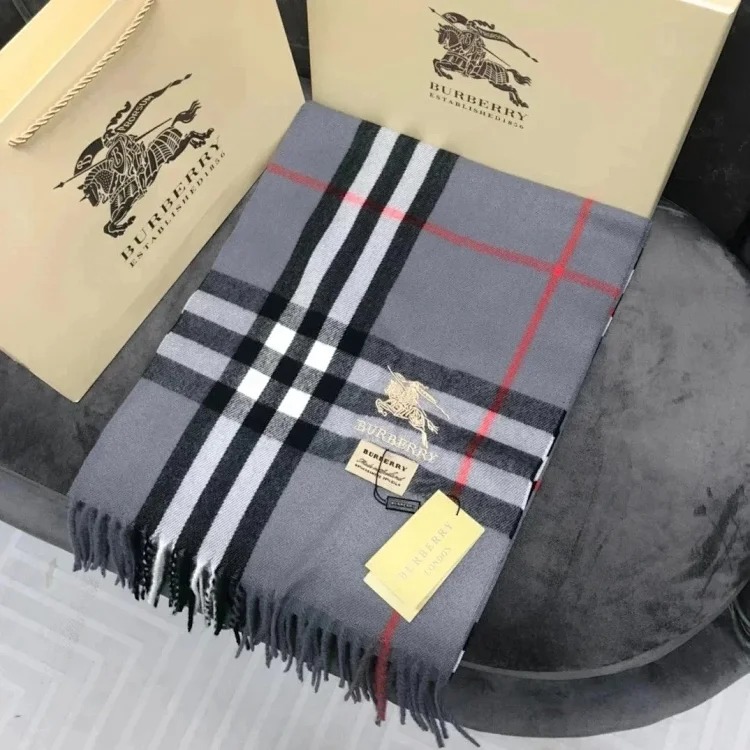 Versatile Classic Scarf 001