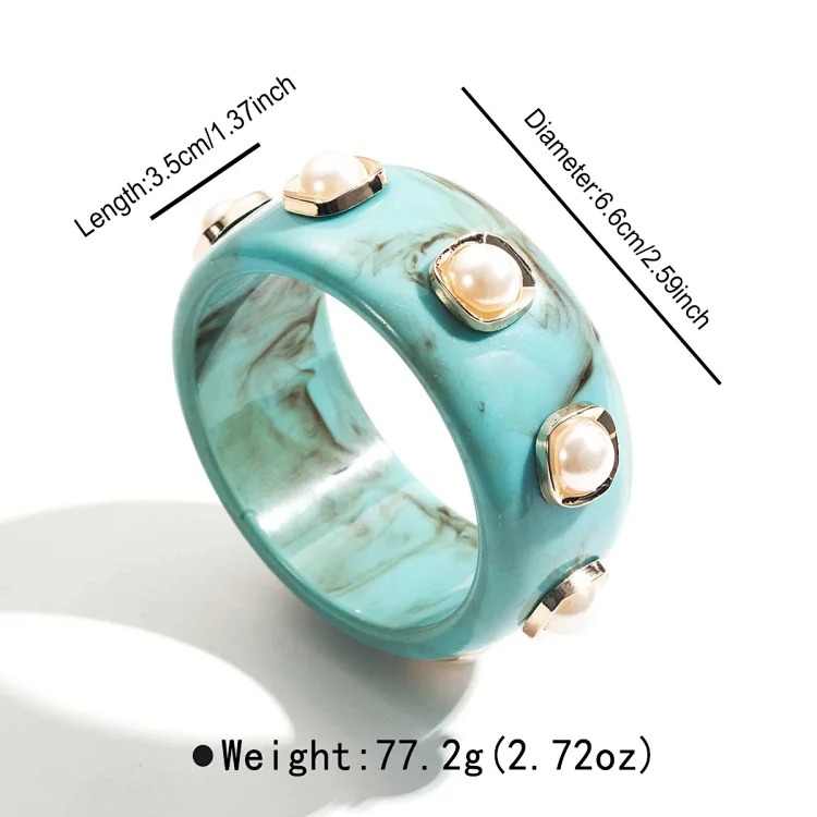 Versatile Vintage Gold Bracelet