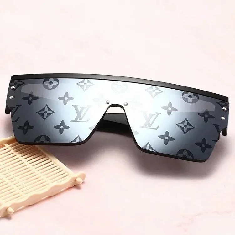 Eyeglasses