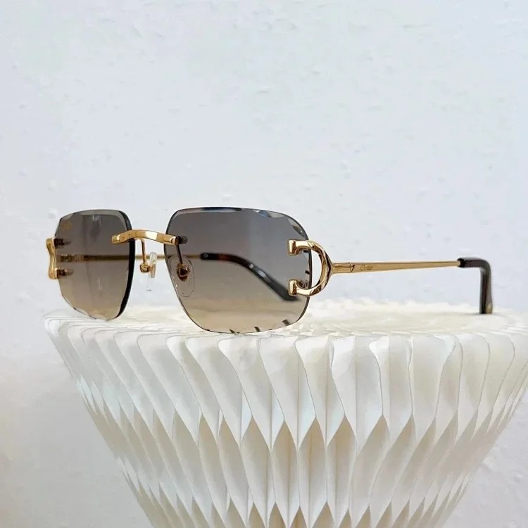 chat Fashionable and versatile anti-UV sunglasses