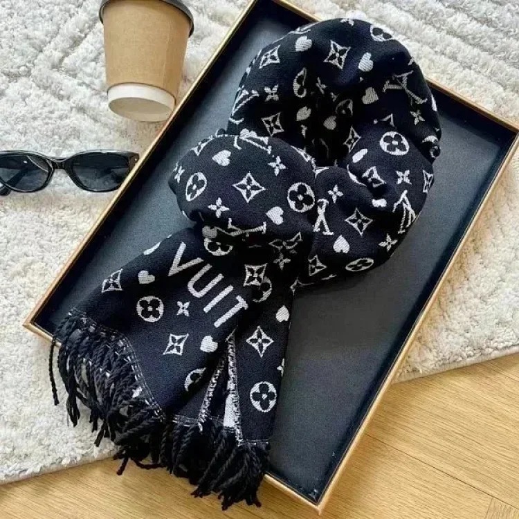 New fashion scarf (without gift box)