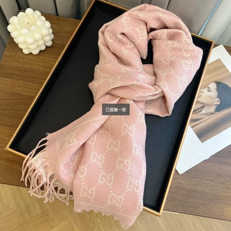 New fashion scarf (without gift box)
