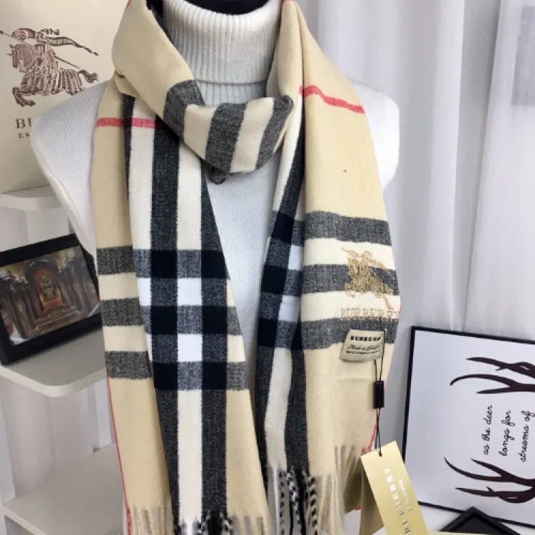 New fashion scarf (without gift box)