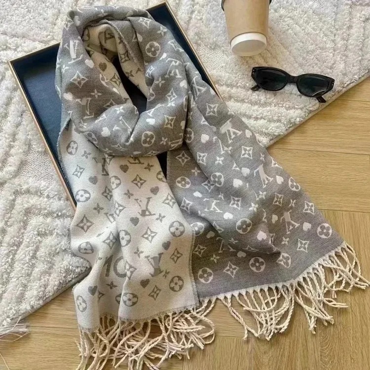 Autumn and winter trendy casual scarf