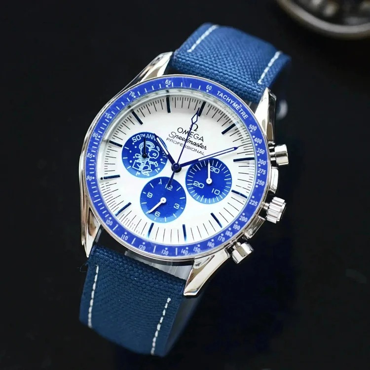 NN01-It is better to wait for time than to grasp the time on your wrist (watch)