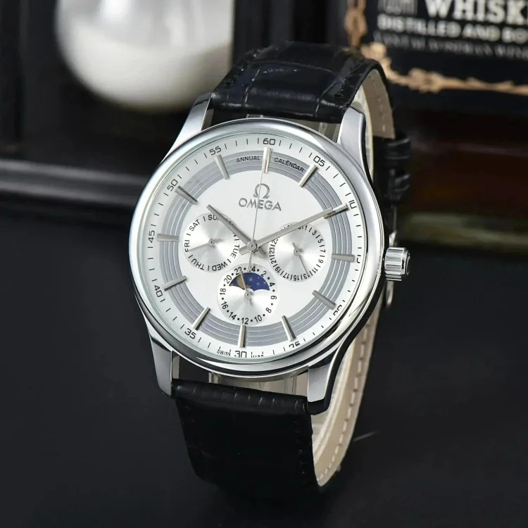 NN01-It is better to wait for time than to grasp the time on your wrist (watch)