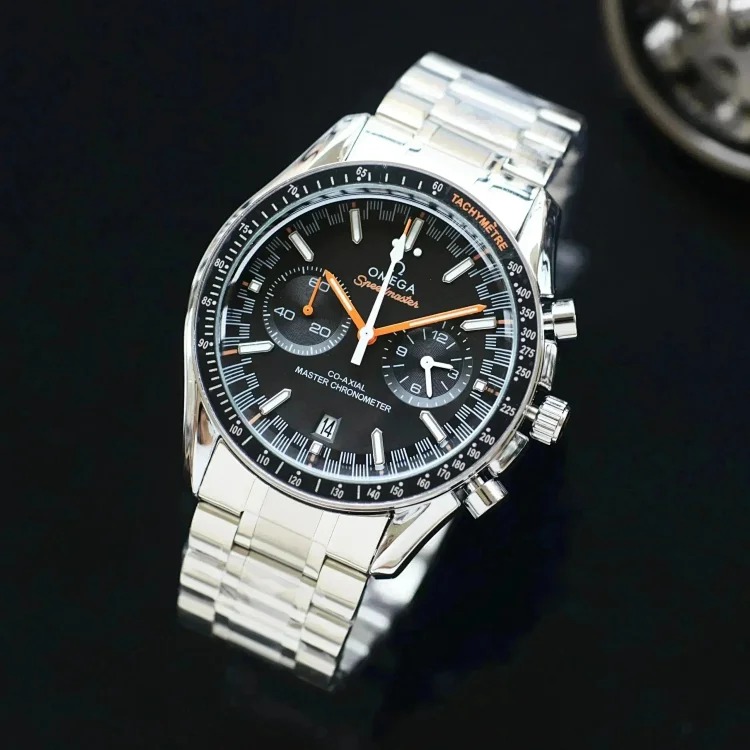 NN01-It is better to wait for time than to grasp the time on your wrist (watch)