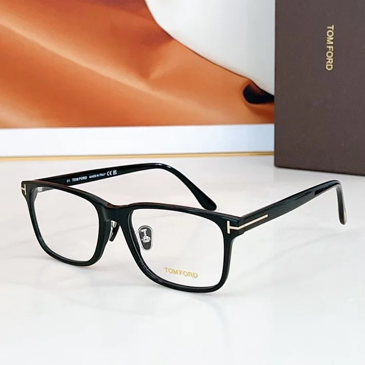 Fashionable and versatile UV protection sunglasses