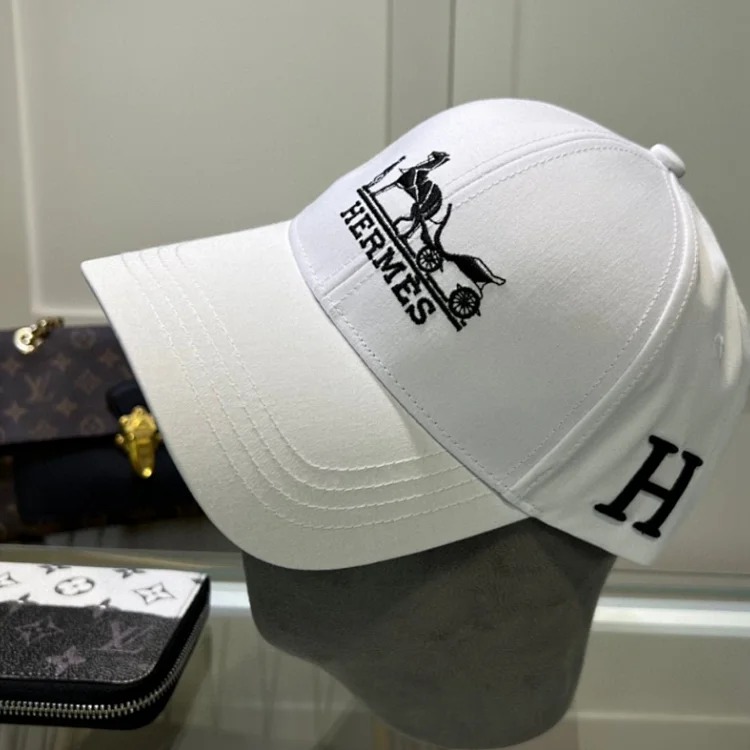 ABC46-3 versatile classic peaked cap