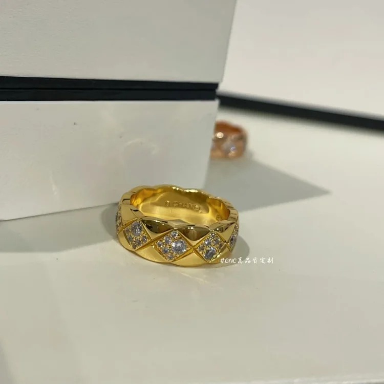 Coco Crush diamond ring with rhombus pattern wide hand-set square diamond ring stackable versatile ring zircon
