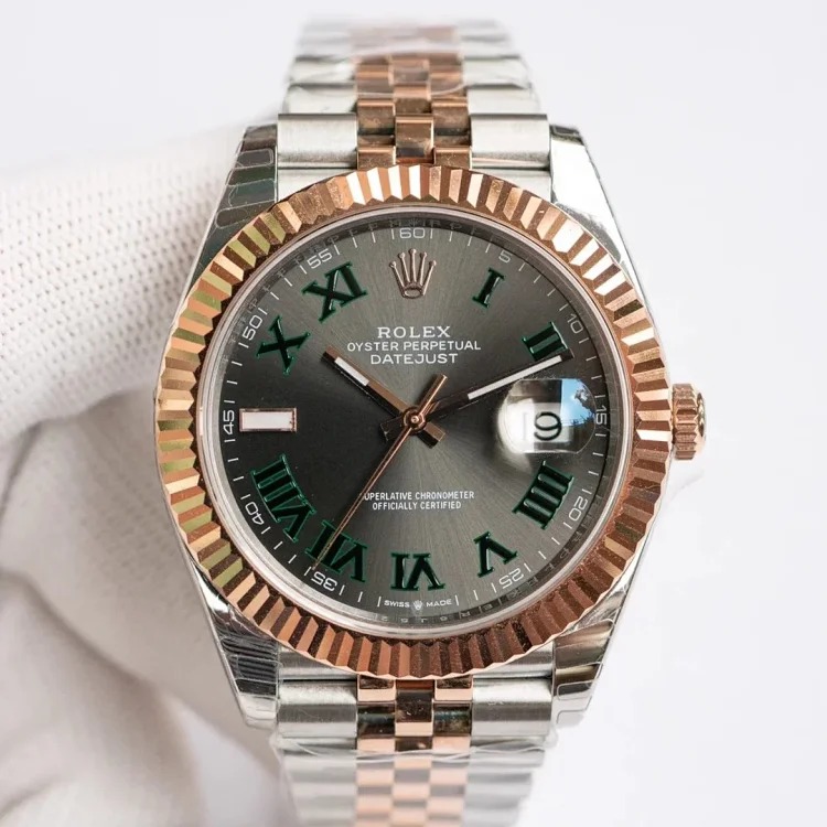m2￥600-2300 Fashionable and versatile watch