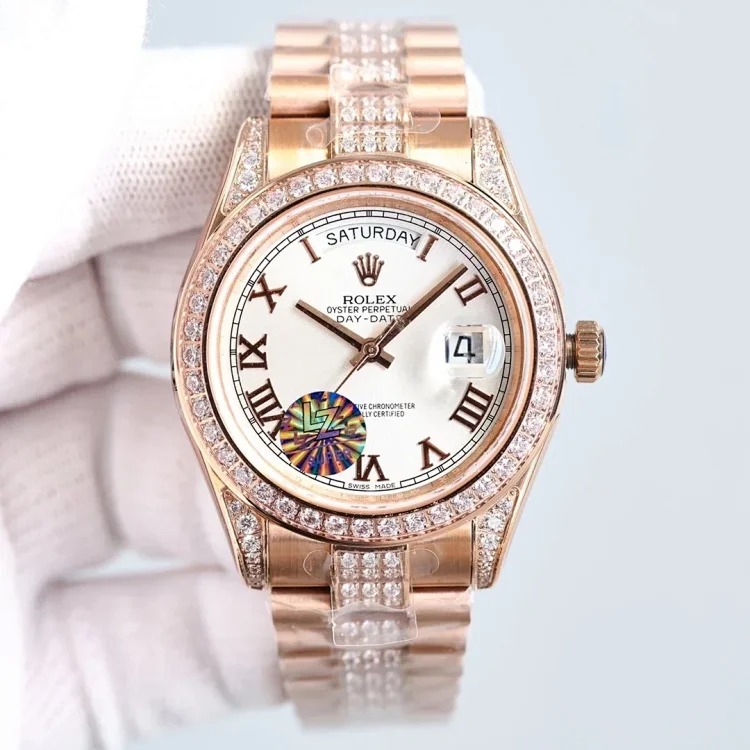m2￥600-2300 Fashionable and versatile watch