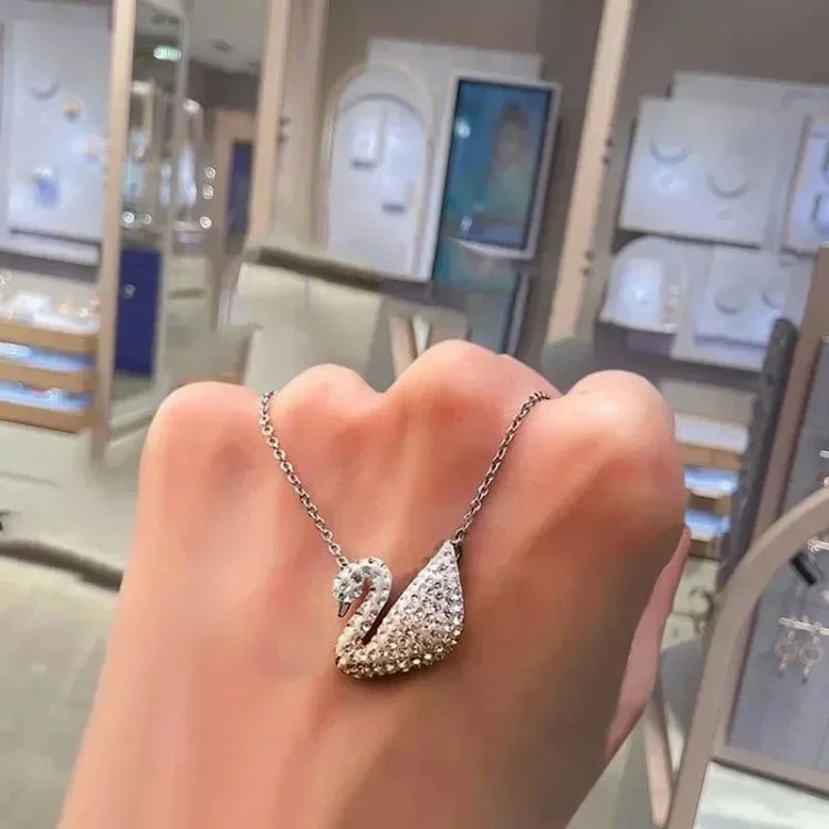 Classic Necklace