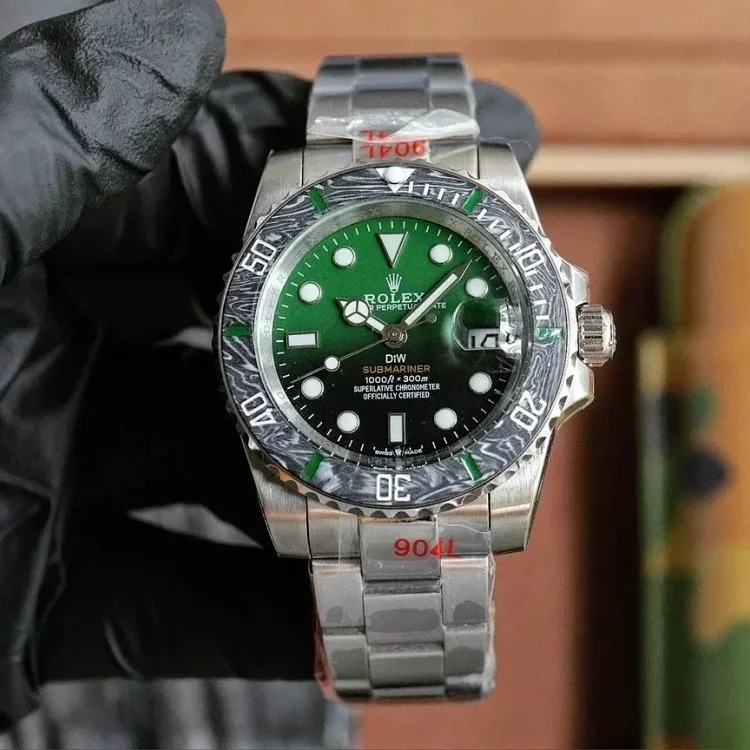 Fashion Trendy Versatile Watch 2082
