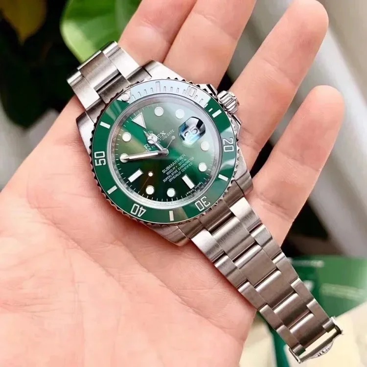 Fashion Trendy Versatile Watch 2082