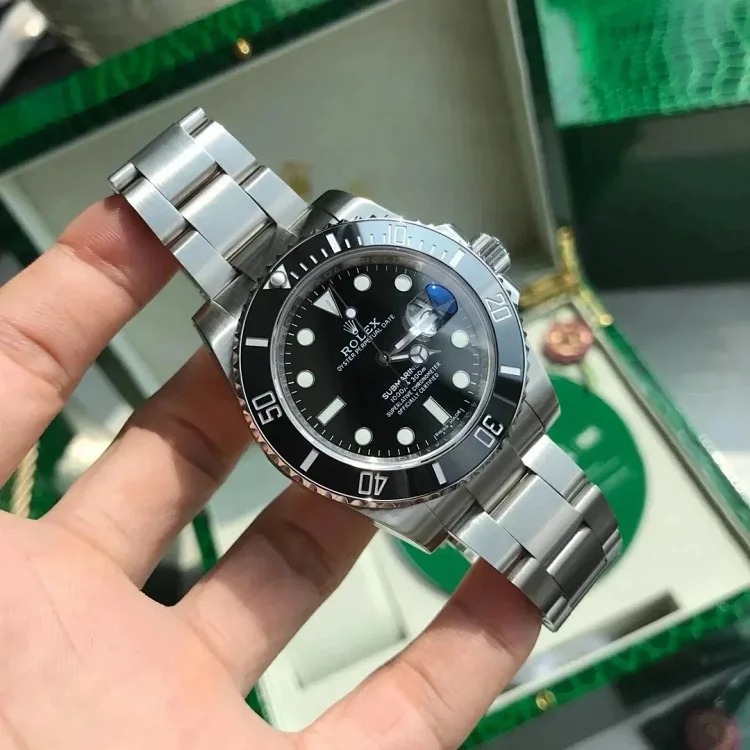 Fashion Trendy Versatile Watch 2082
