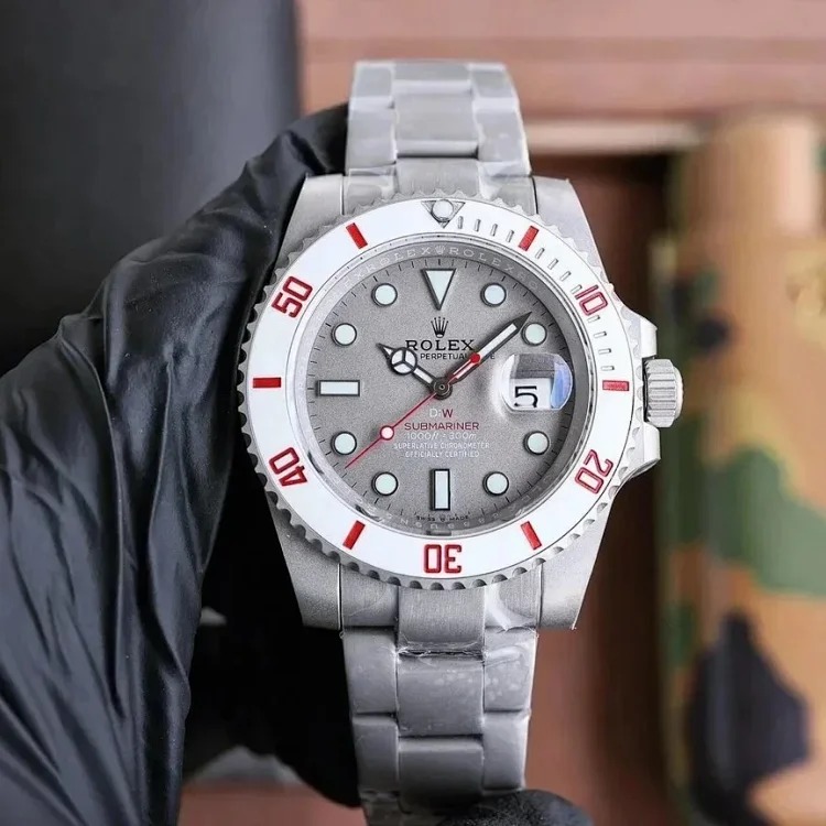 Fashion Trendy Versatile Watch 2082