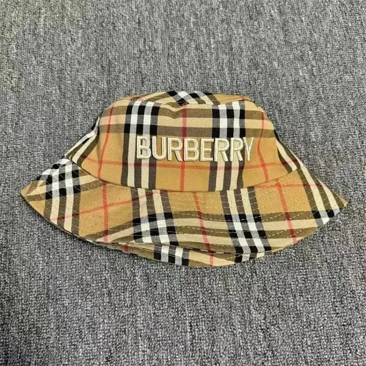 Trendy And Comfortable Baseball Cap 03