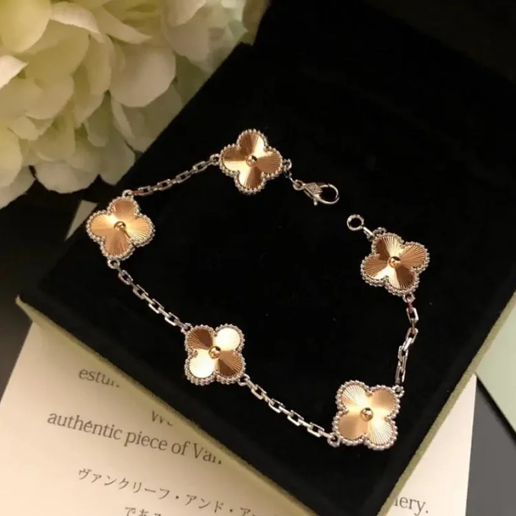 Fashion Bracelet