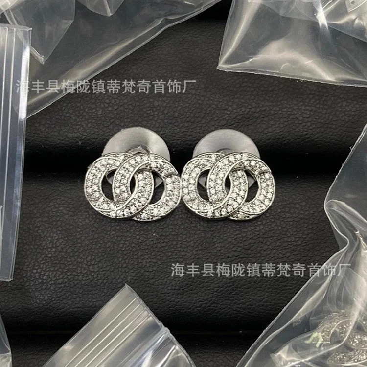 Chanel New Classic Pearl Rhinestone Earrings