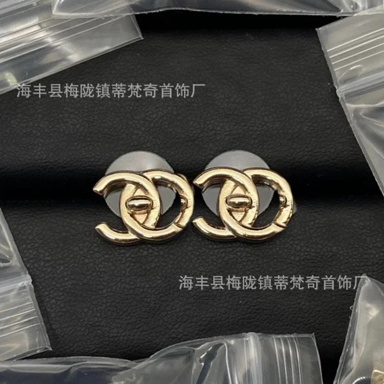 Chanel New Classic Pearl Rhinestone Earrings