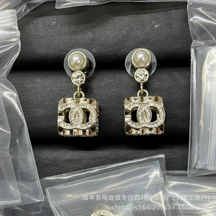 Chanel New Fashion Premium Heart Earrings