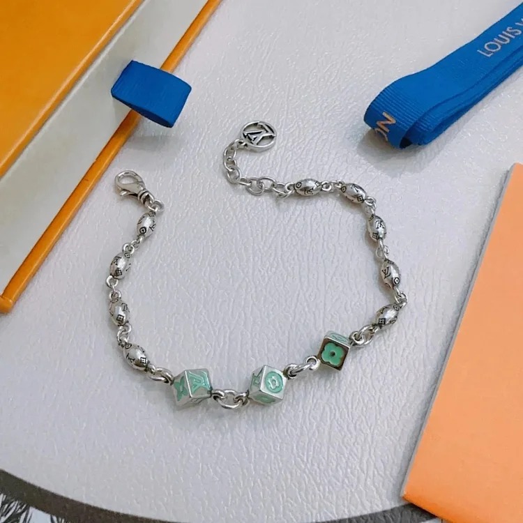 Fashion Luxury Classic Bracelet 001