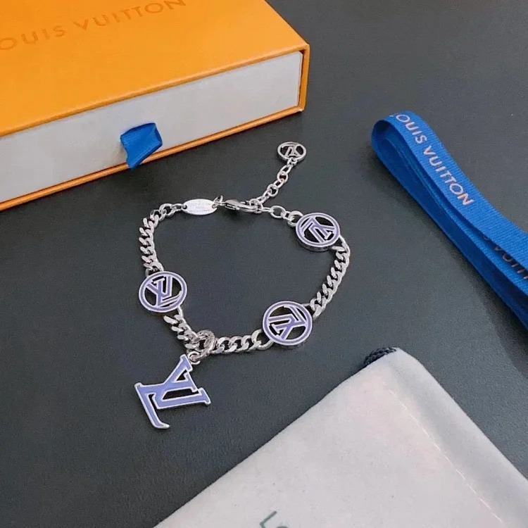 Fashion Luxury Classic Bracelet 001
