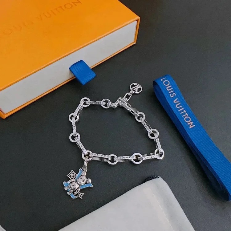 Fashion Luxury Classic Bracelet 001