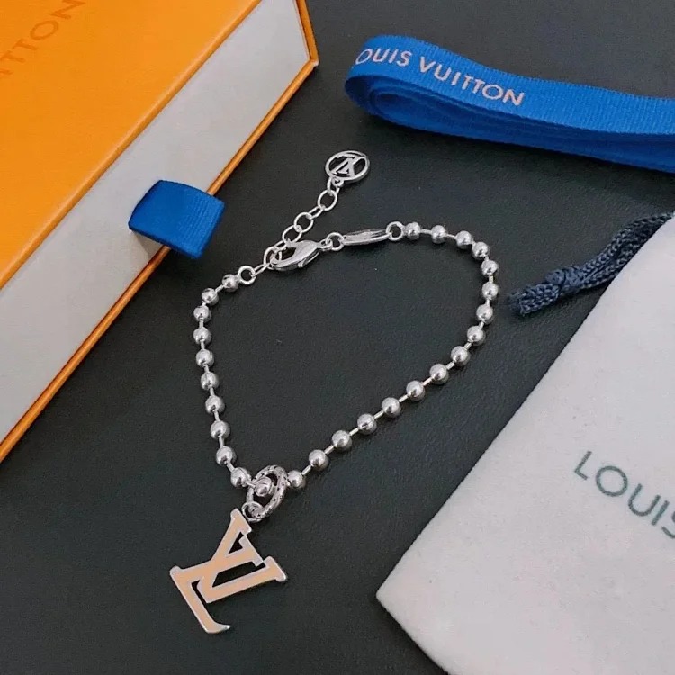 Fashion Luxury Classic Bracelet 001