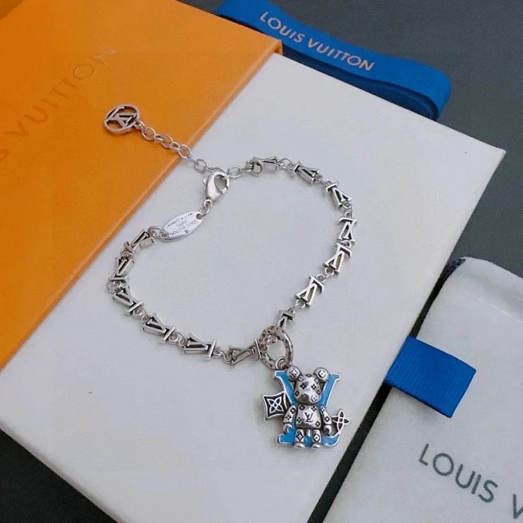 Fashion Luxury Classic Bracelet 001
