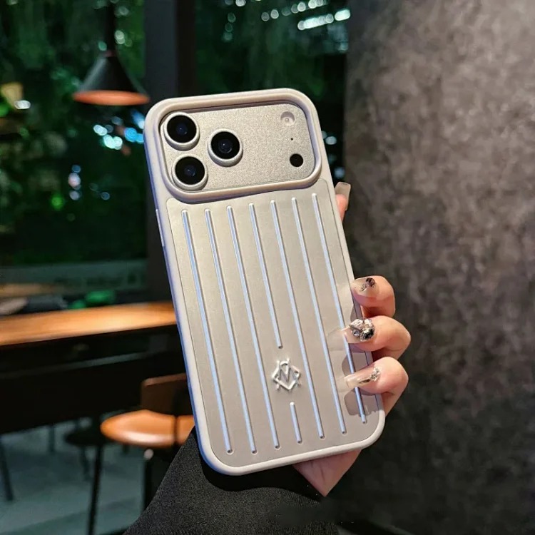 Aluminum alloy Apple 17 Pro Max suitcase-style full-coverage phone case for iPhone 15/14/13 (black