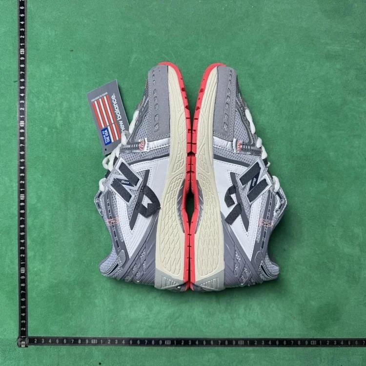 P2L N1906 sports running shoes