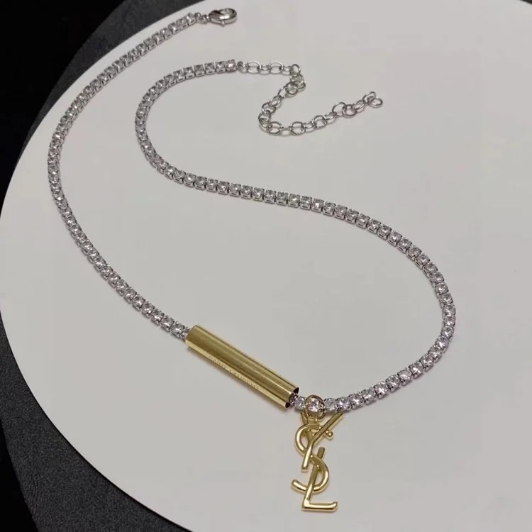Letter crystal necklace for women, light luxury, versatile, high-end waterproof jewelry, neck chain, clavicle necklace