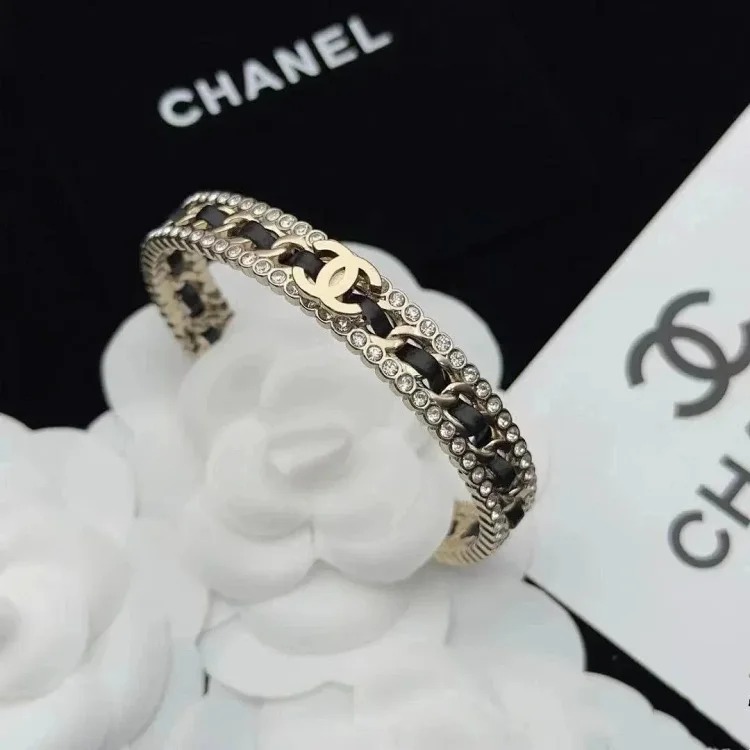Xiangjia Bracelet 24 popular high-end version of the second-hand bracelet, temperament, fragrance-style bracelet, light luxury, super fairy, high-end bracelet