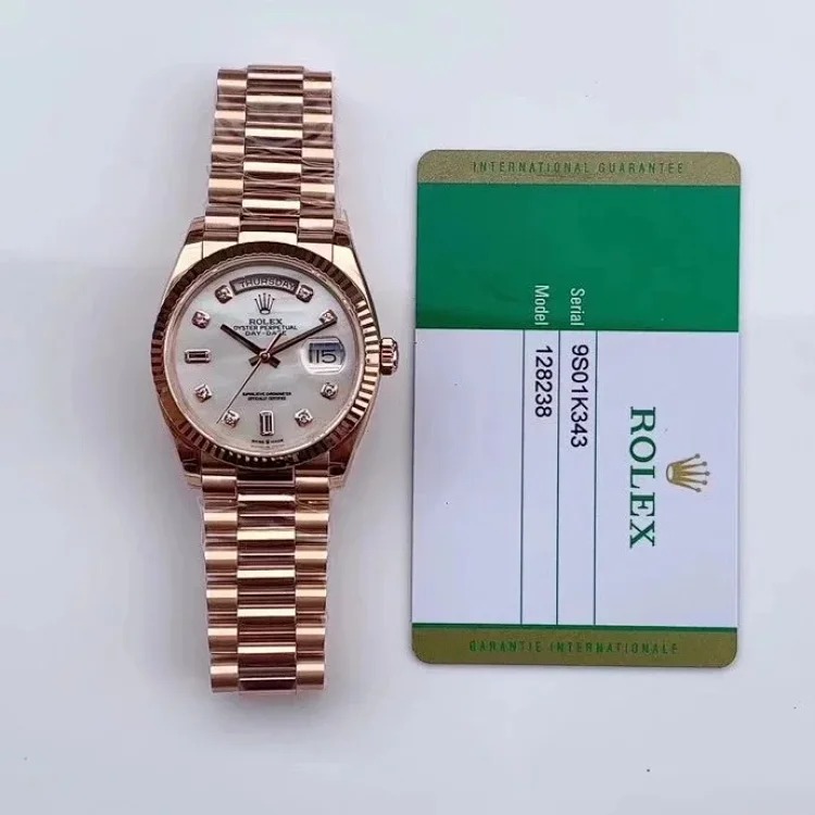 Fashion Trendy Versatile Watch 600