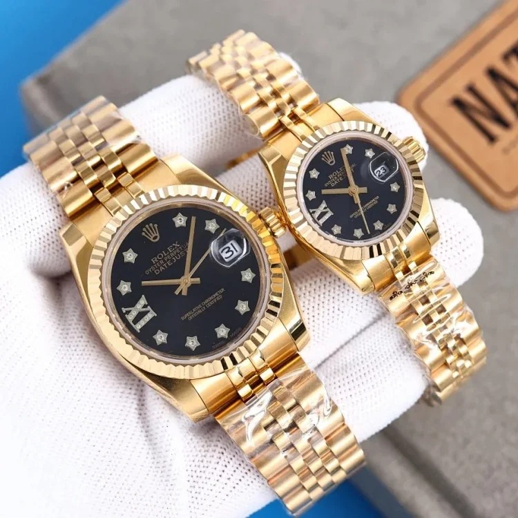 Fashion Trendy Versatile Watch 600
