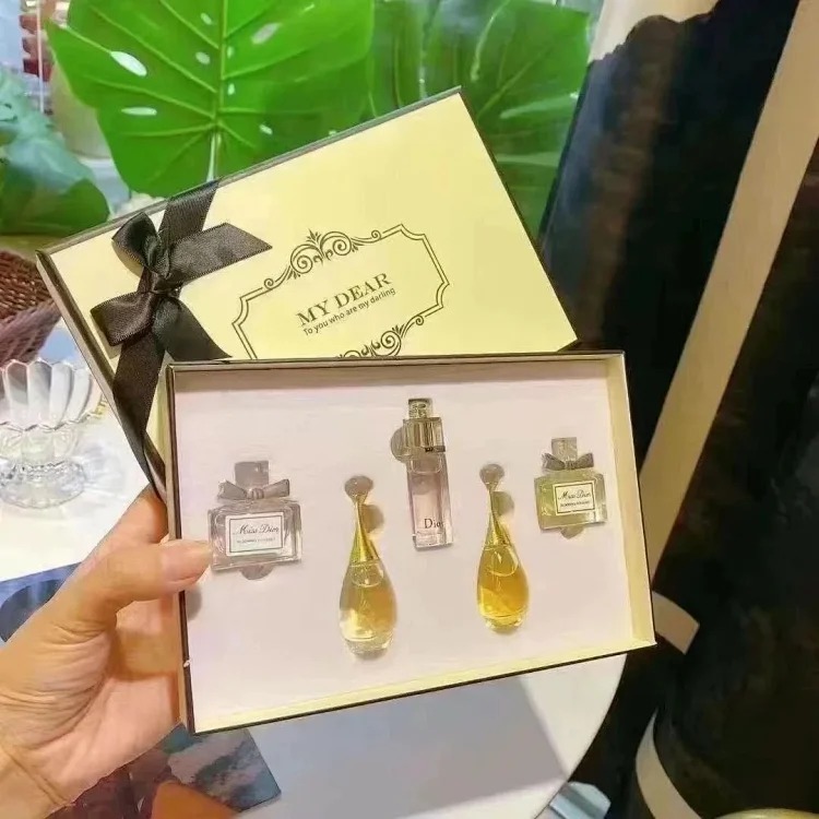 Fashion Perfume 0103