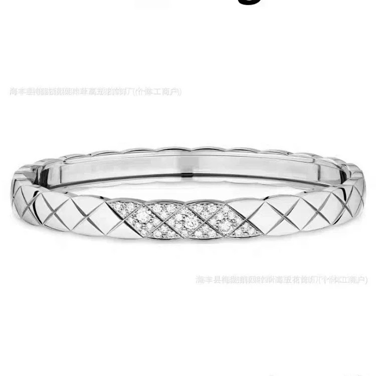 Chanel Luxury Premium Rhinestone Gold Bracelet