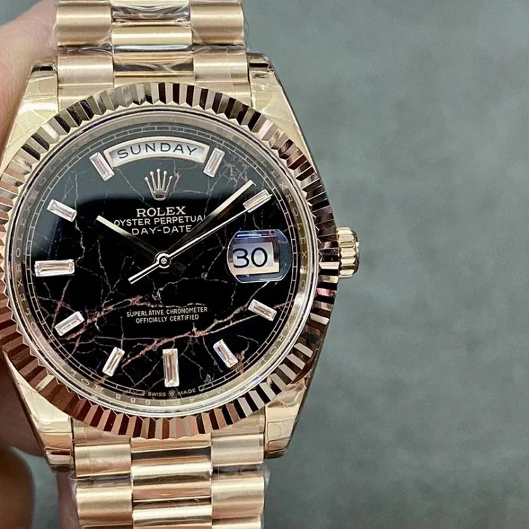 Fashion Trendy Versatile Watch