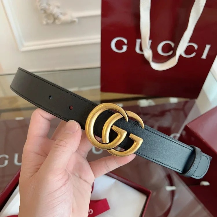 Classic yet timeless G letter men's and women's leather belt premium version of the highest quality