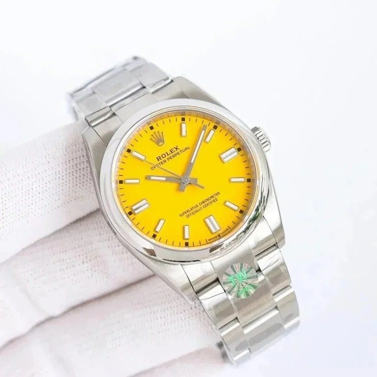 Watch RHA01